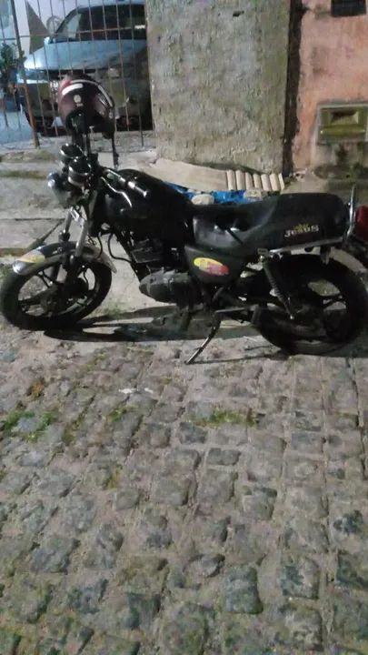Moto atrasada pra vender 