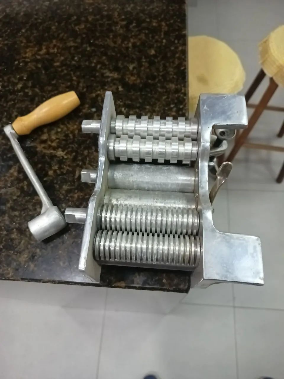 Máquina de fazer macarrão manual Velox Luxo - Foto 3