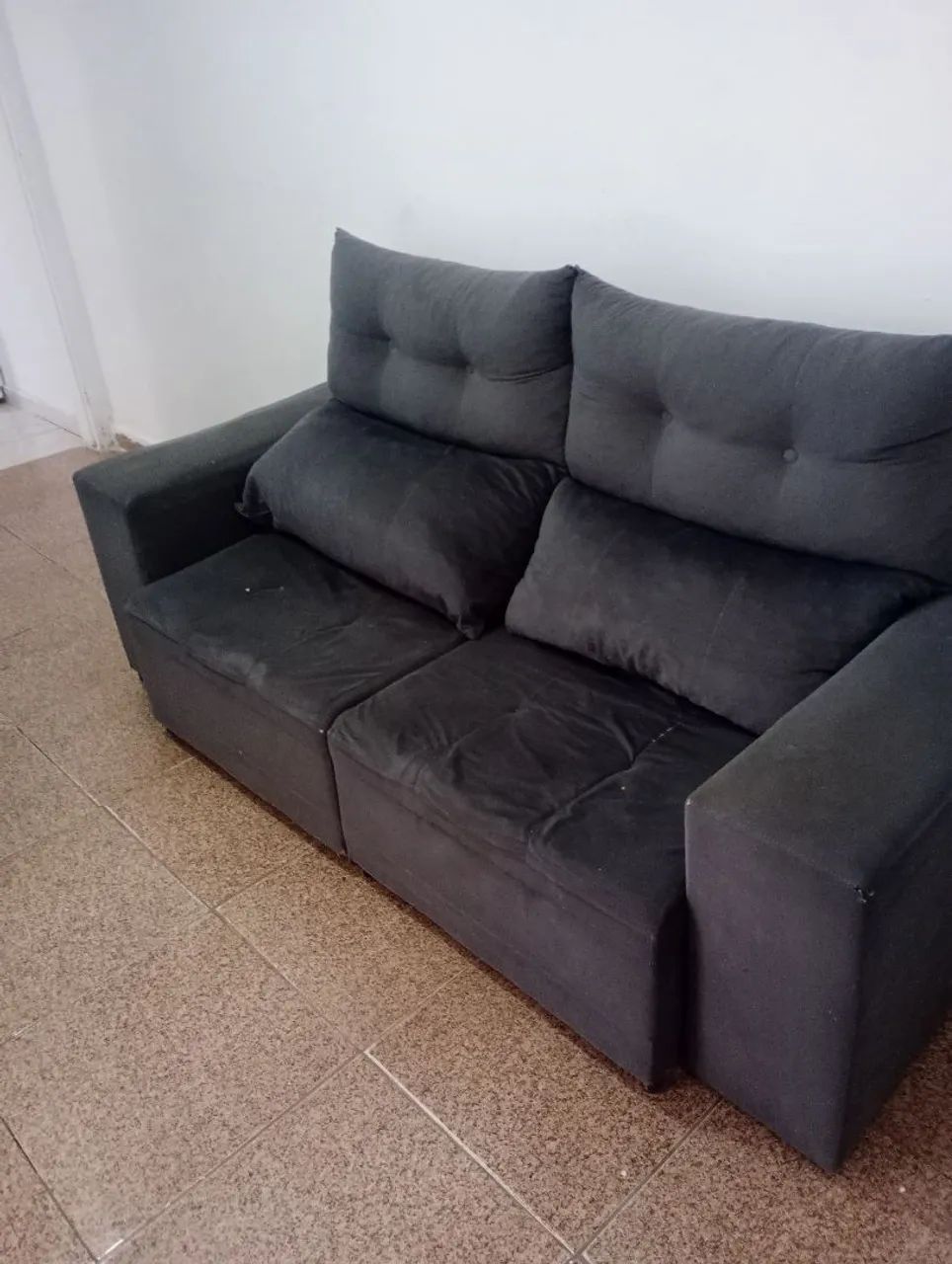 Sofá em excelente estado no precinho de desapego  - Foto 5