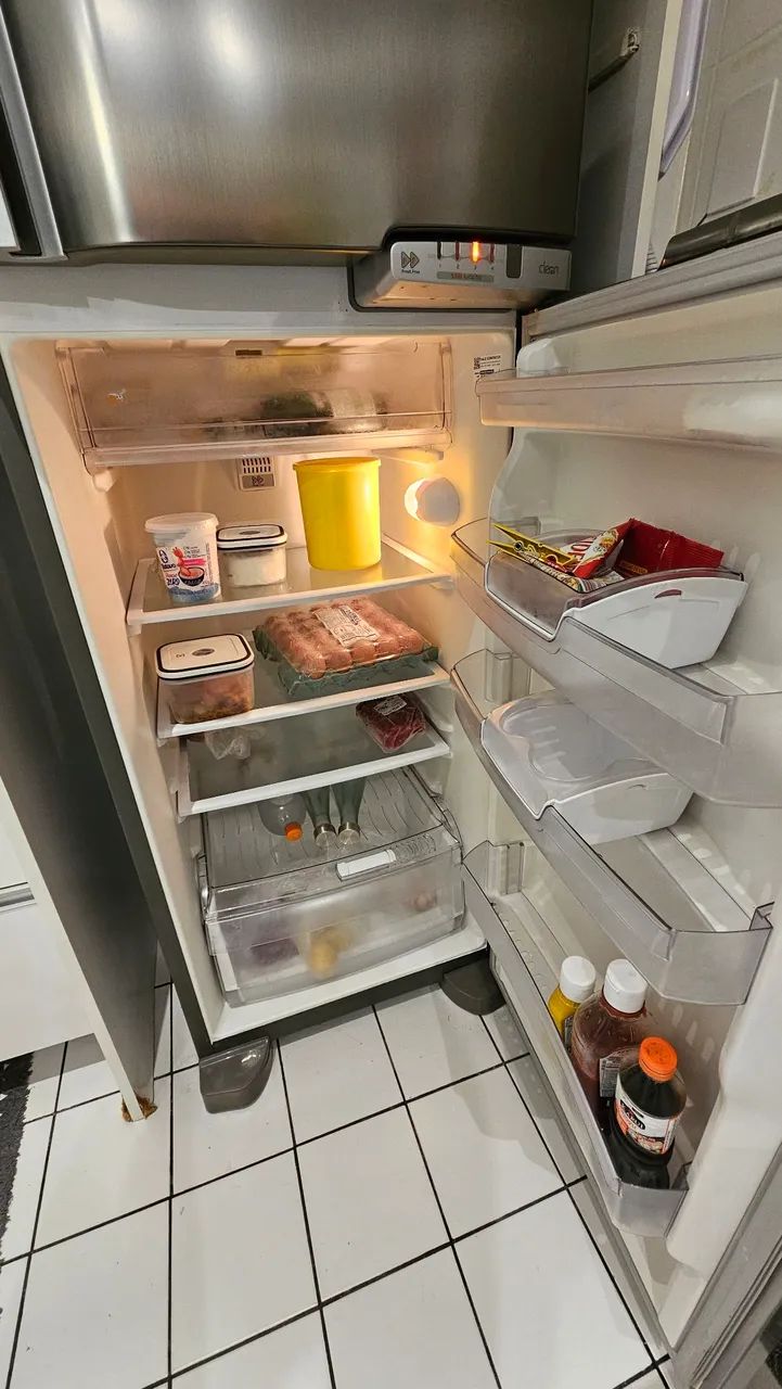 Geladeira usada em bom estado