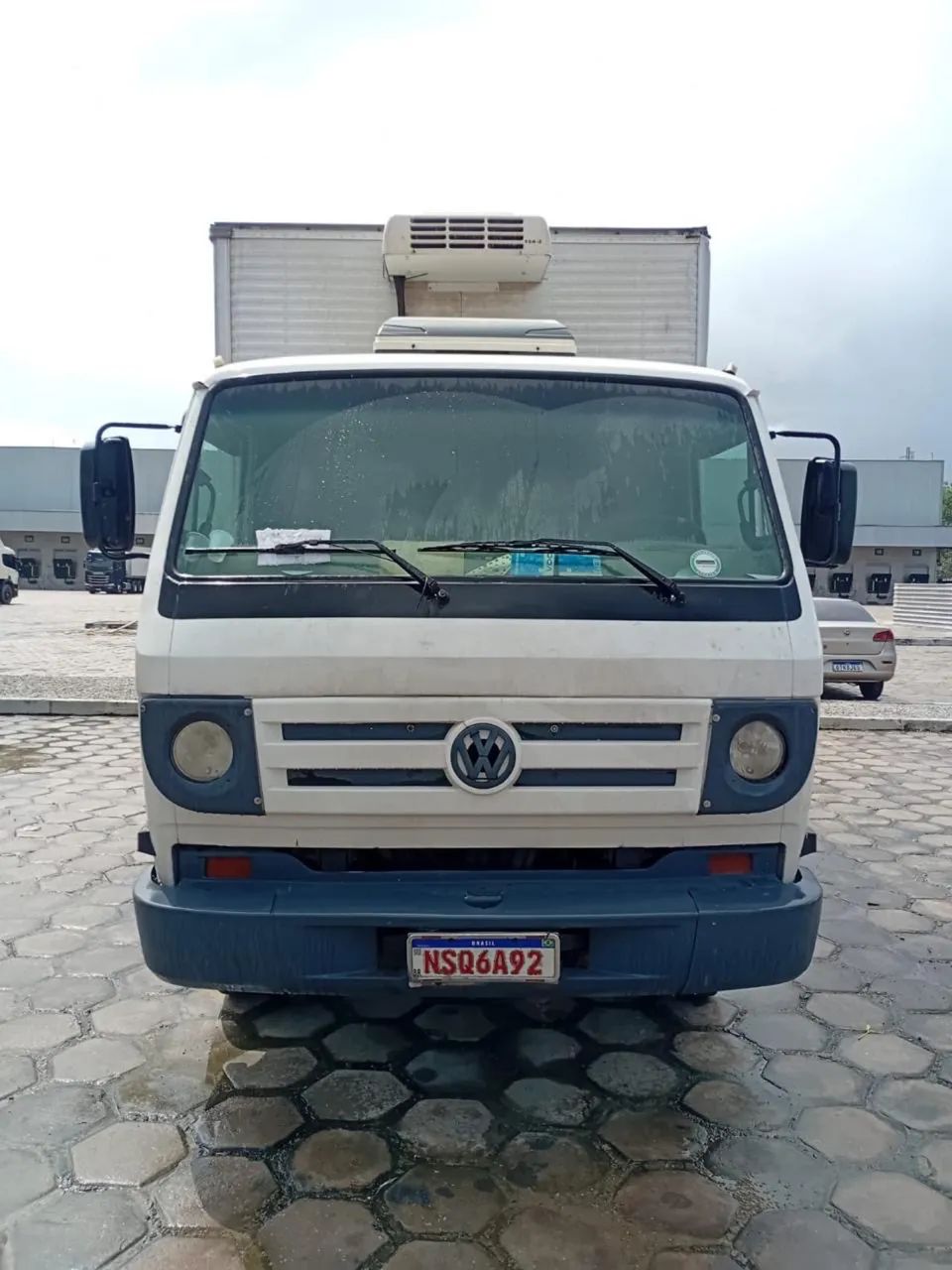 8-150 delivery refrigerado 