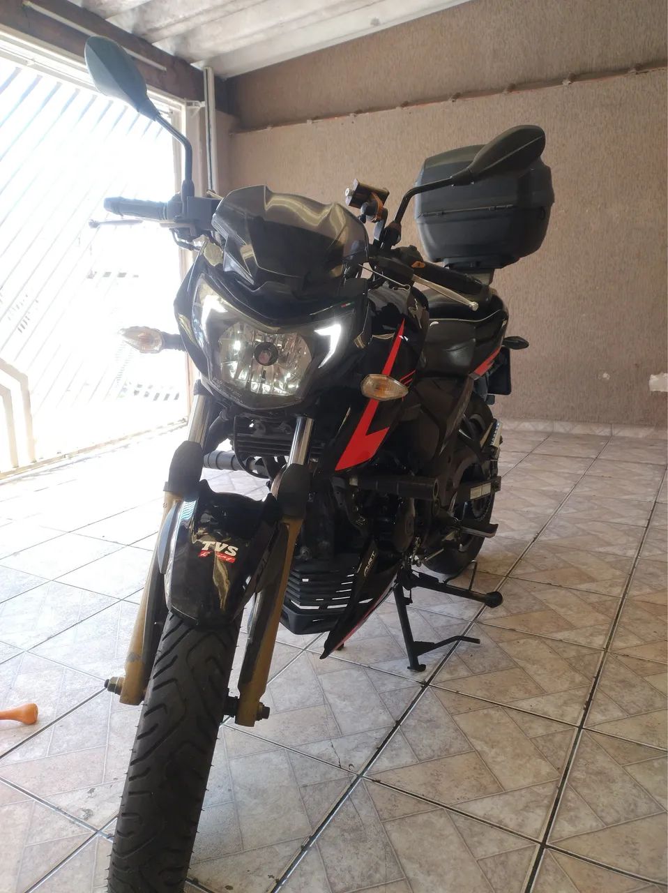 Apache RTR 200cc 