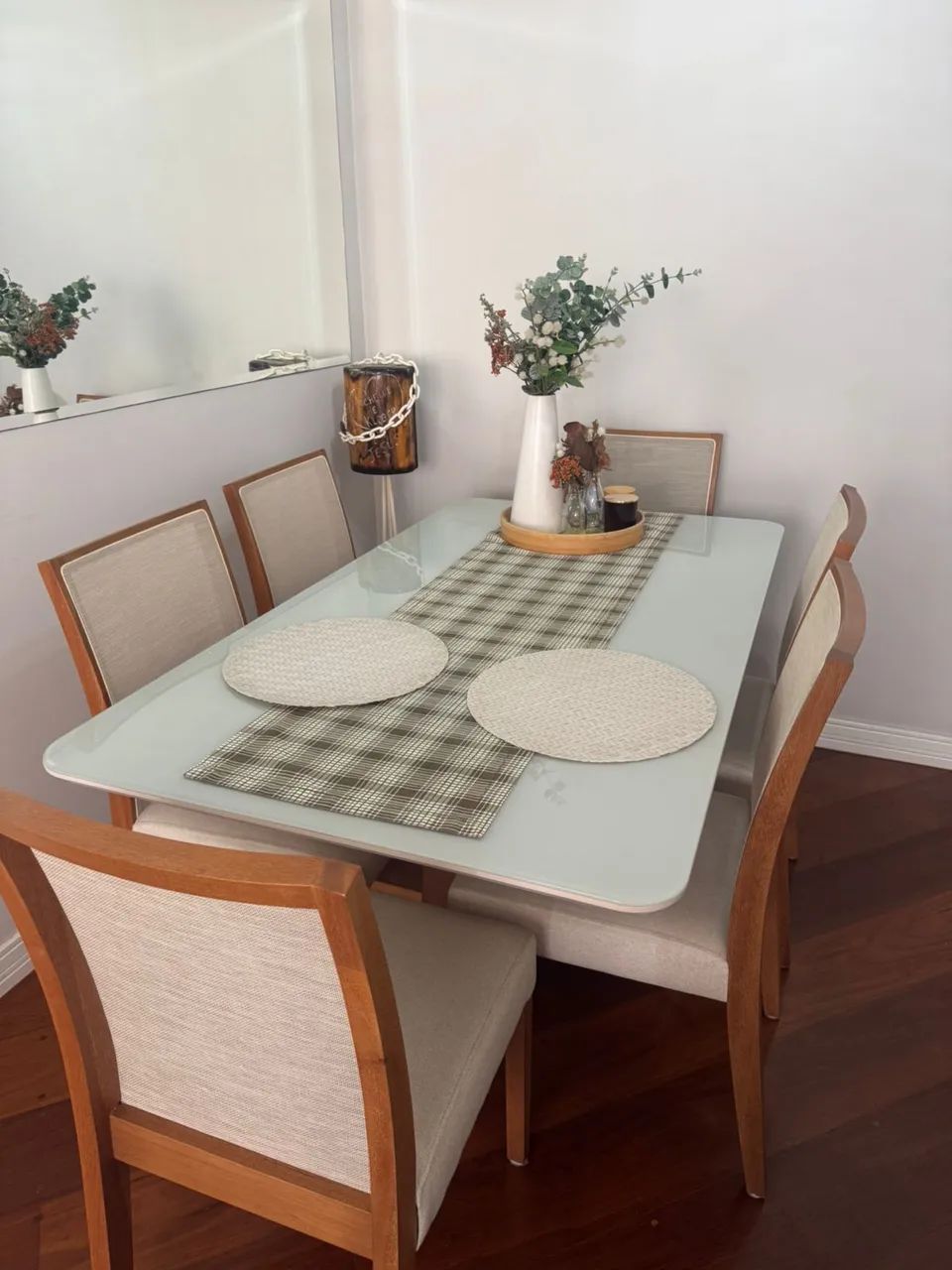 Mesa de jantar vidro 6 lugares