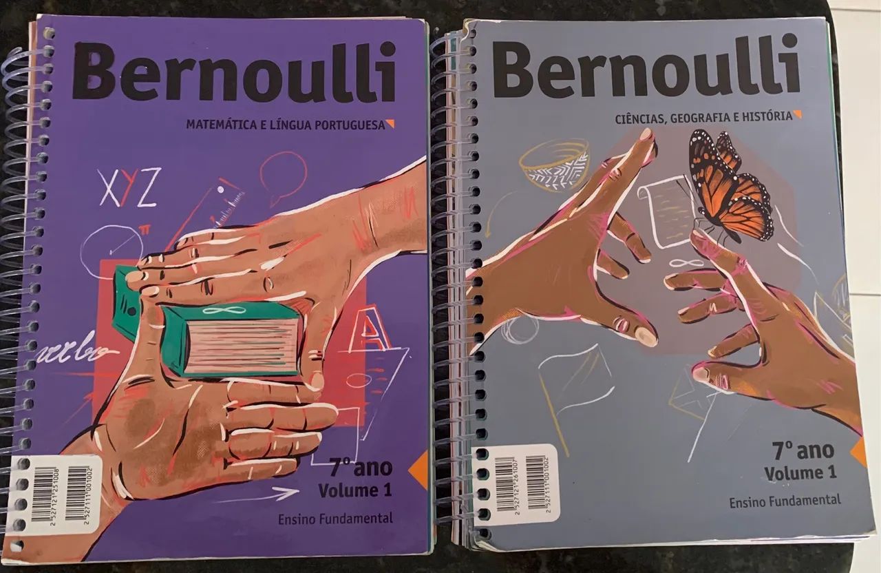 12 livros do 7º ano Bernoulli 
