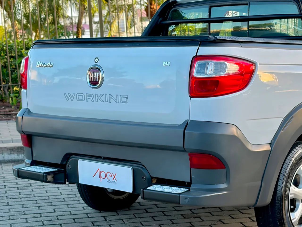 Fiat Strada Working Hard 1.4 Fire Flex 8V CD 2018 - Foto 2