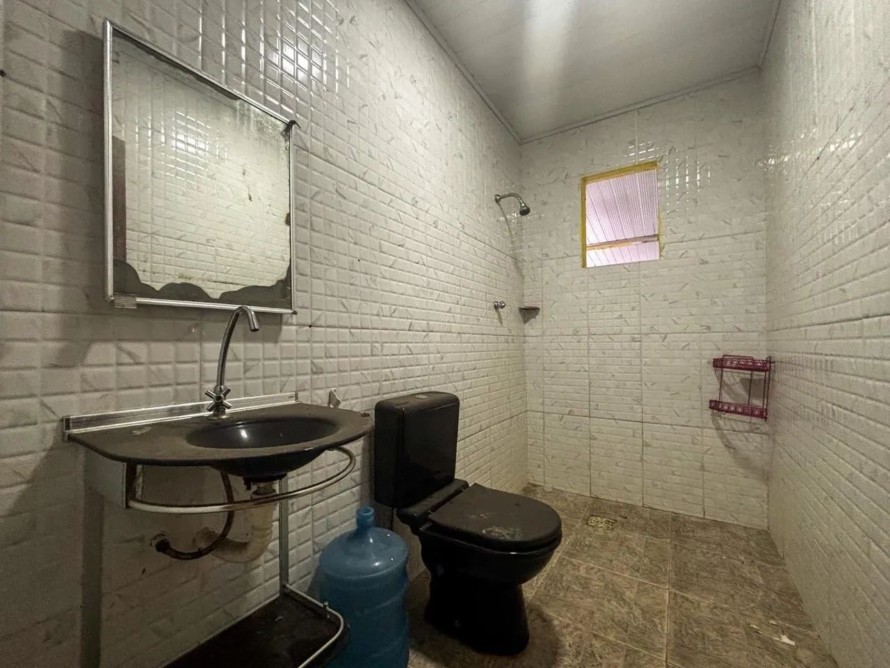 Vendo casa na praça 14 - Foto 3