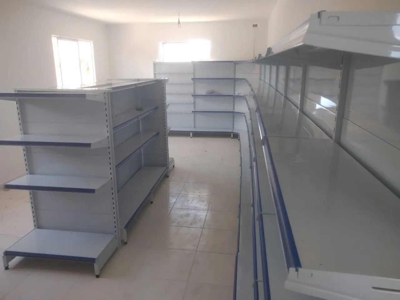 Gôndolas pra comércio novas direto de fábrica em 10x sem juros  - Foto 3