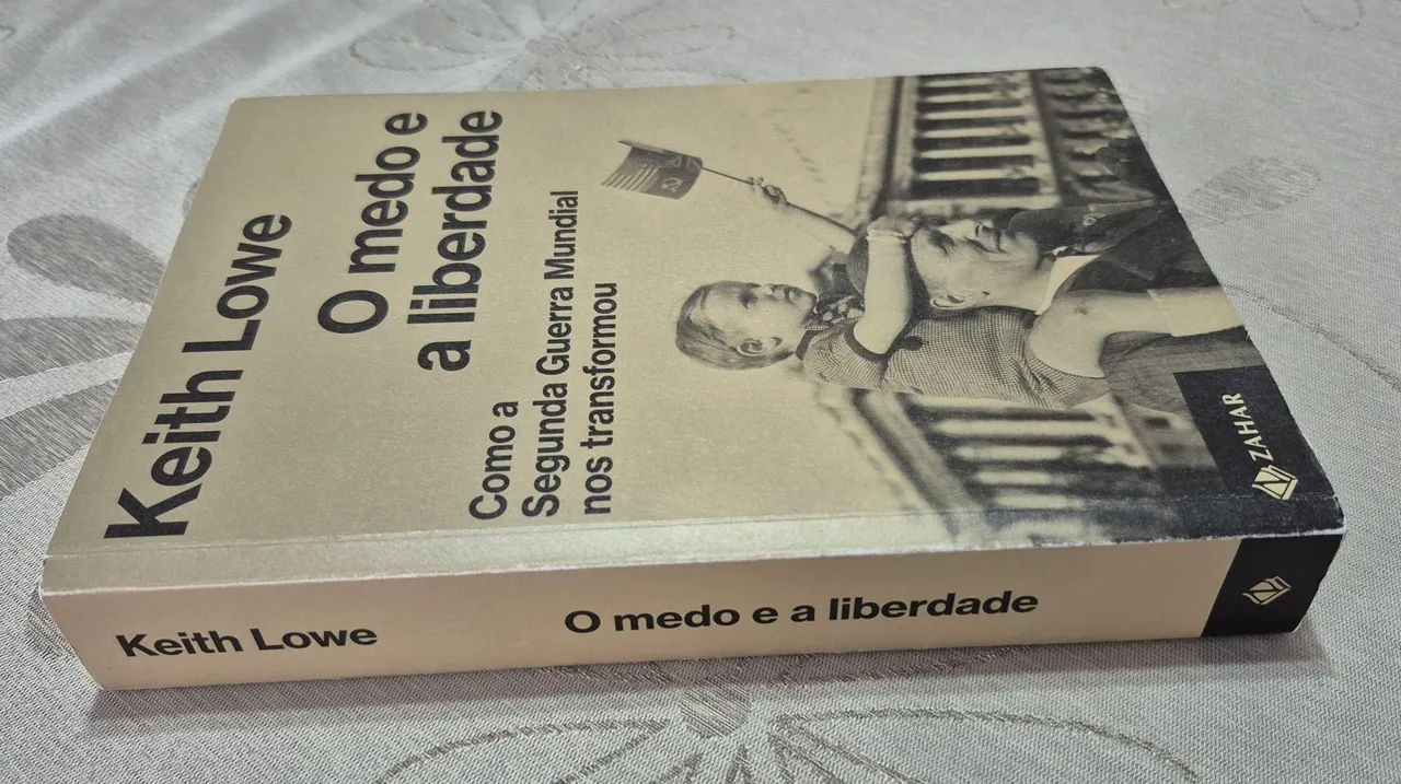 Livro O medo e a liberdade - Foto 2