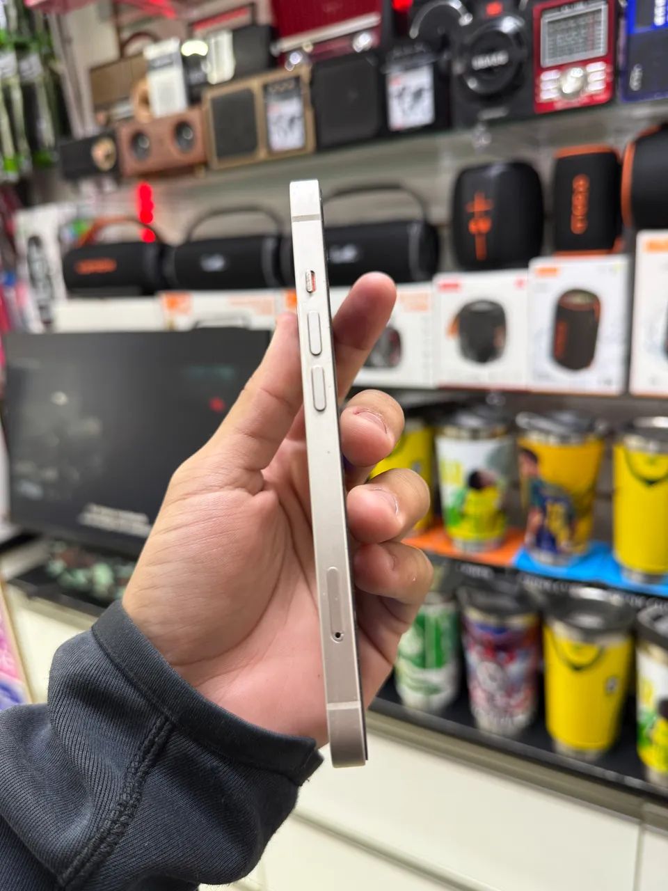 iPhone 13 - Foto 3