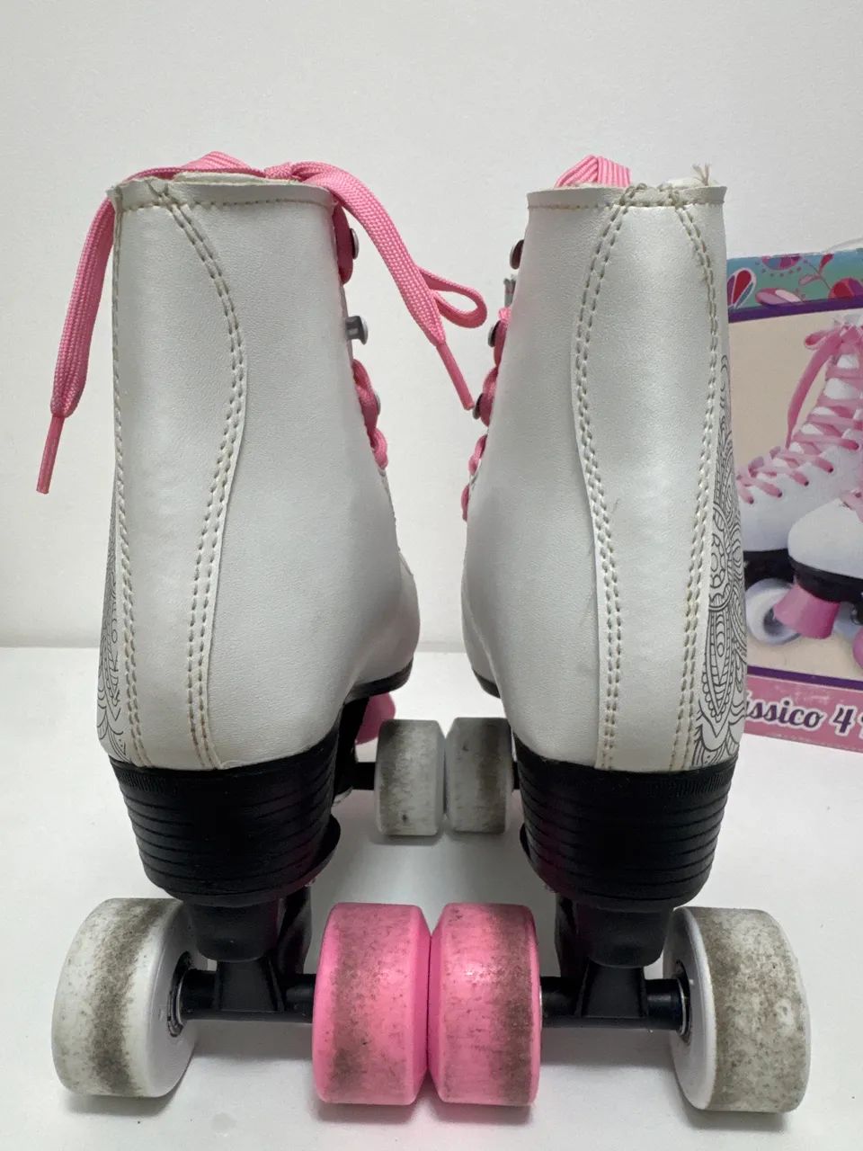 Patins branco e rosa 4 rodas marca FUN utilizado apenas uma vez (tam. 37-38) - Foto 6