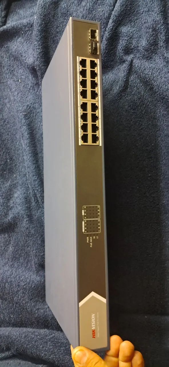  Switch Gigabit Hikvision 18P ? Alimenta Câmeras Direto! - Foto 3