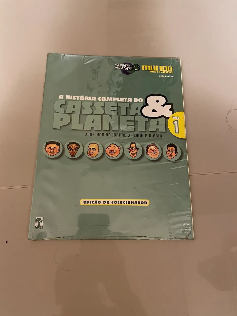 Revista Casseta & Planeta Vol. 1 - LACRADA - Edição de Colecionador