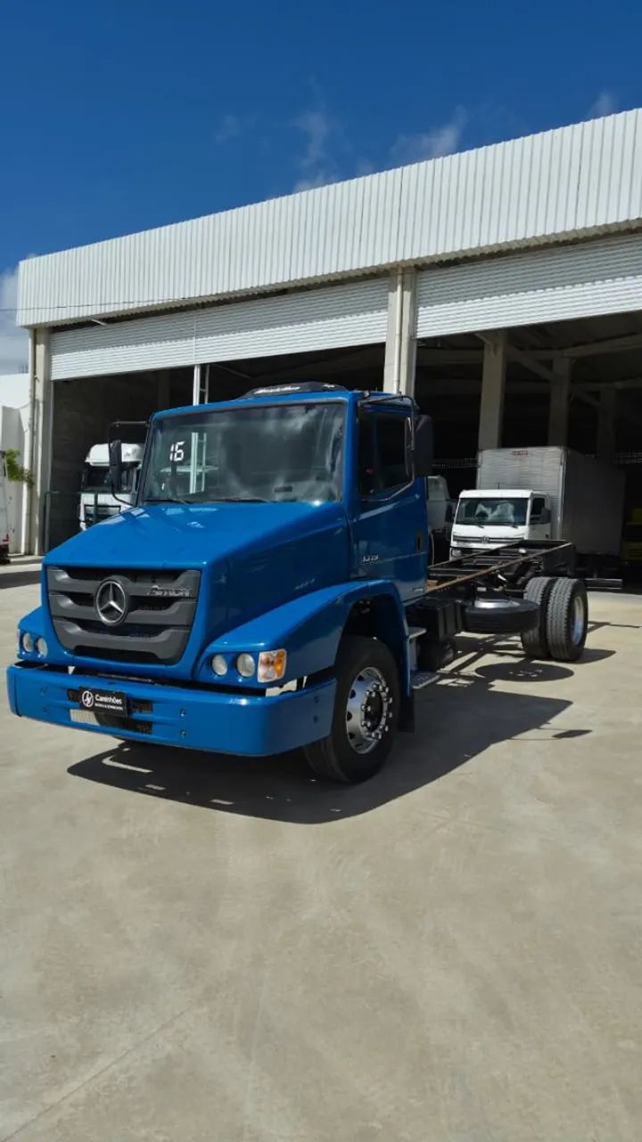 Mercedes Benz Atron 1319 - 2016