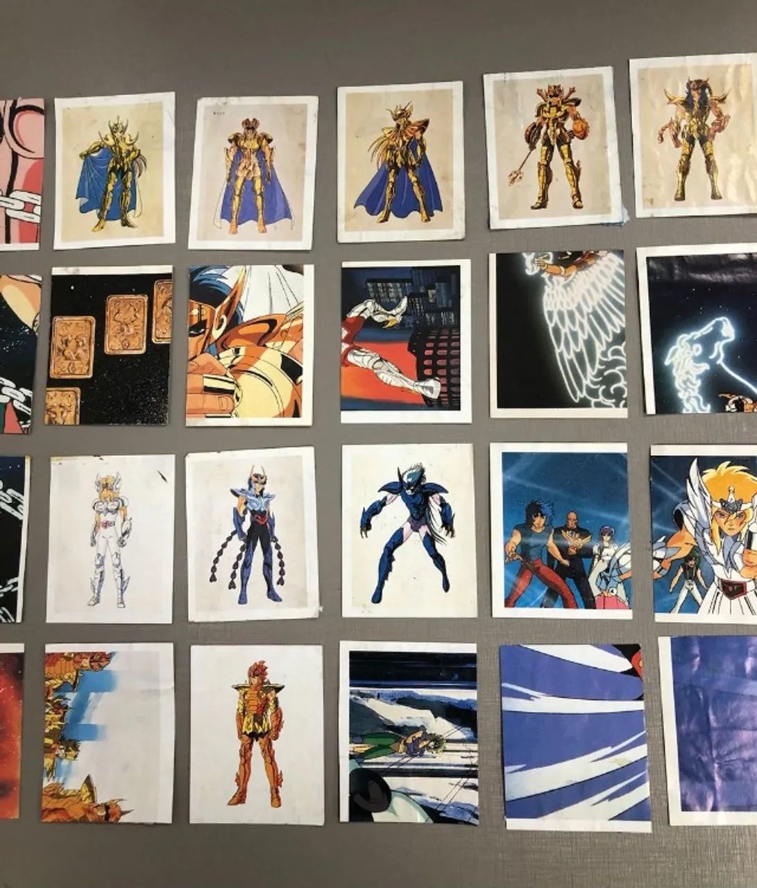 Lote de Figurinhas Cavaleiros do Zodíaco - Foto 4