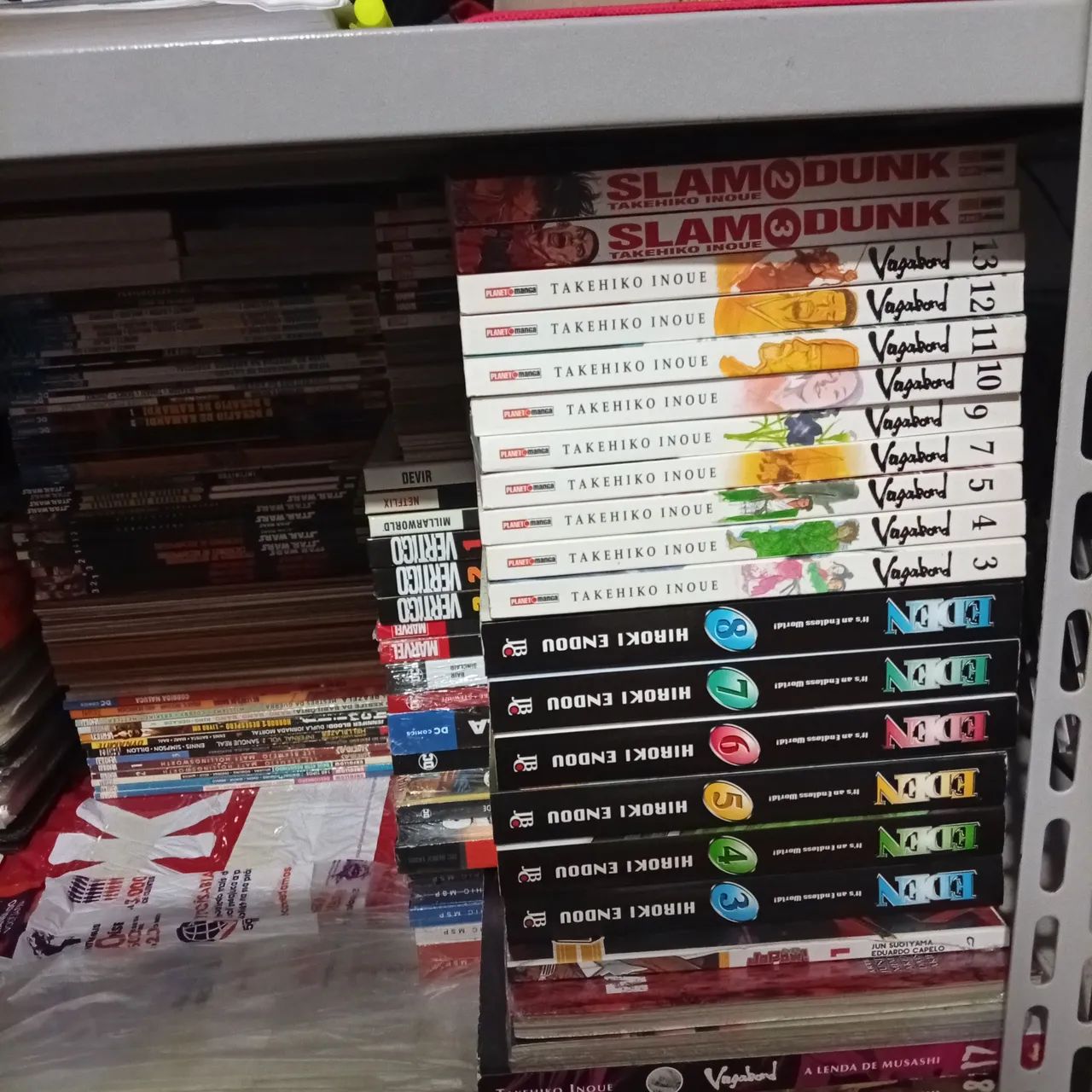 Pacote com diversos HQ - Foto 2