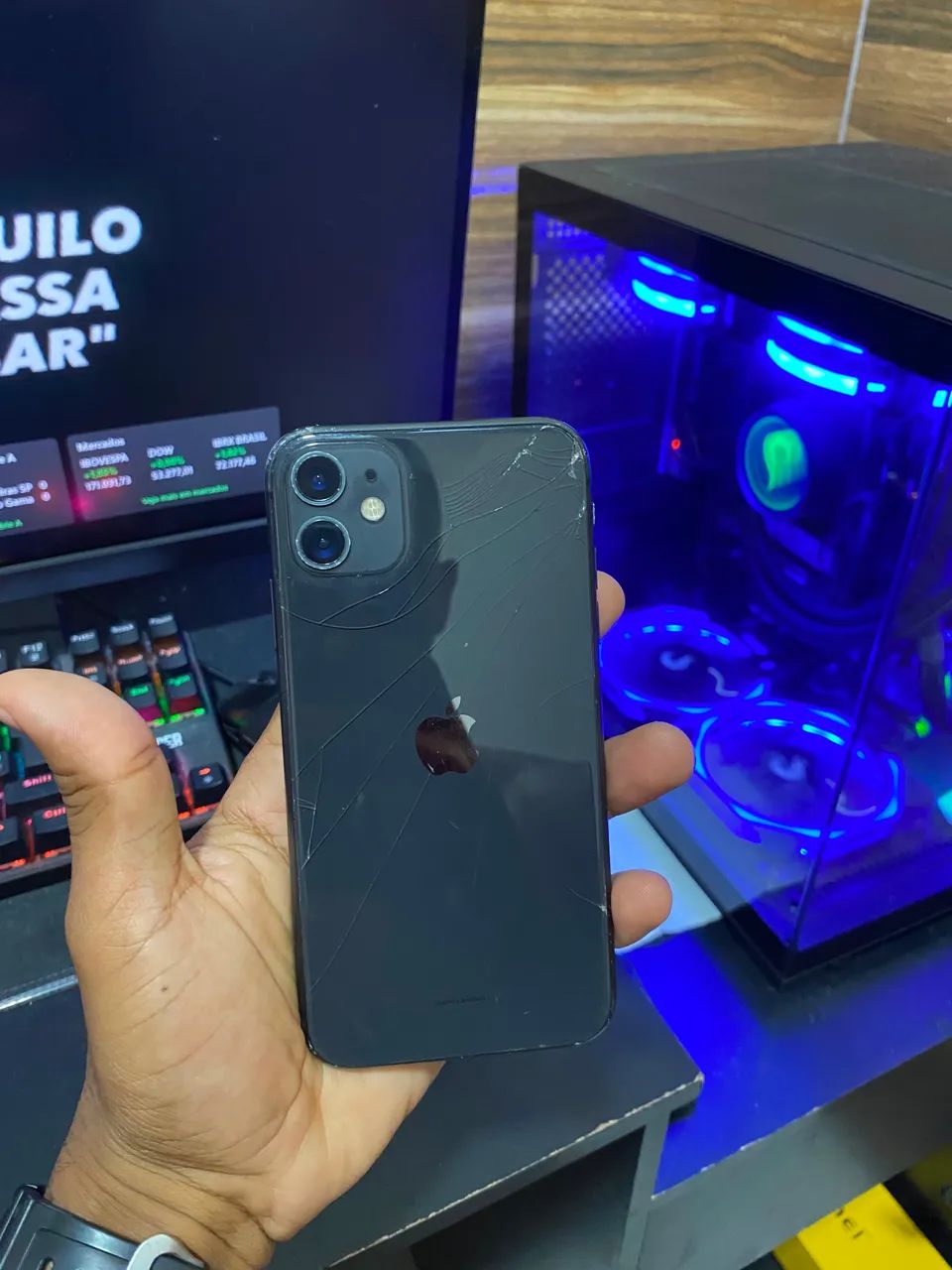 iPhone 11 preto  - Foto 4