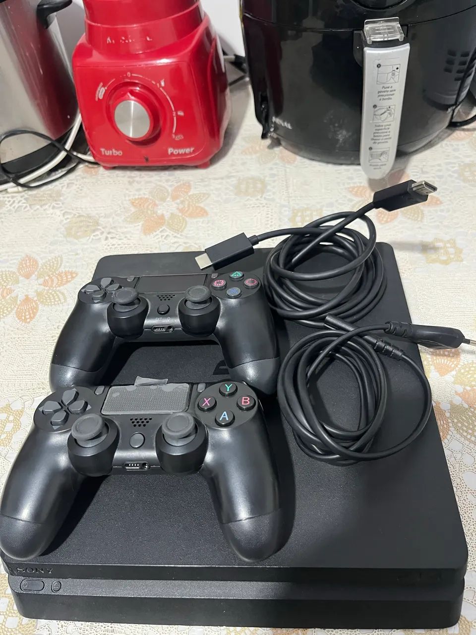 PlayStation 4 Slim + 2 Controles  - Foto 2