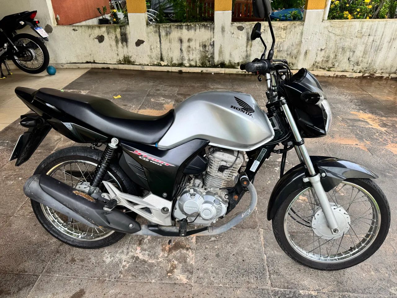Moto super conservada oportunidade  - Foto 2