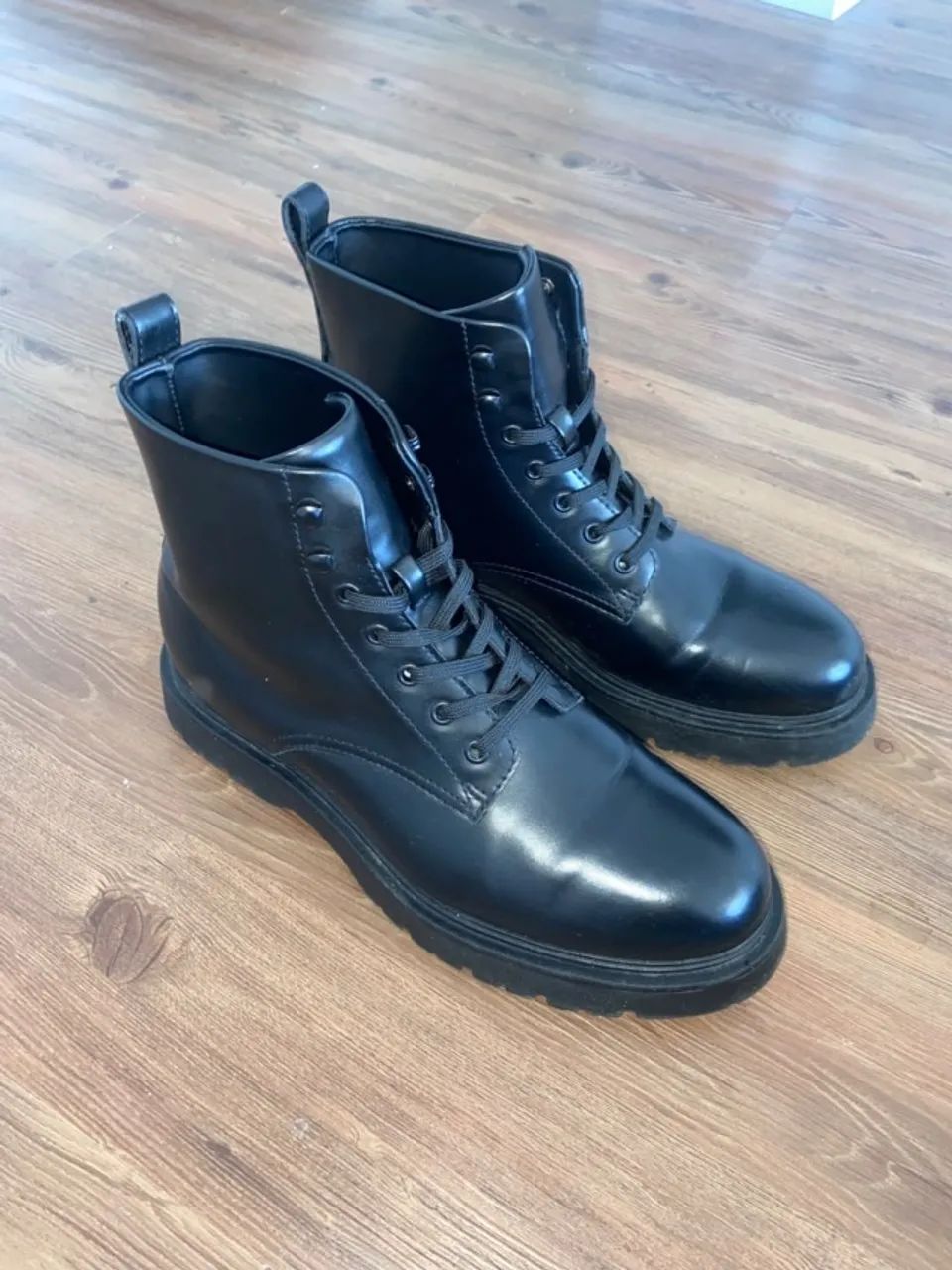 Bota Zara