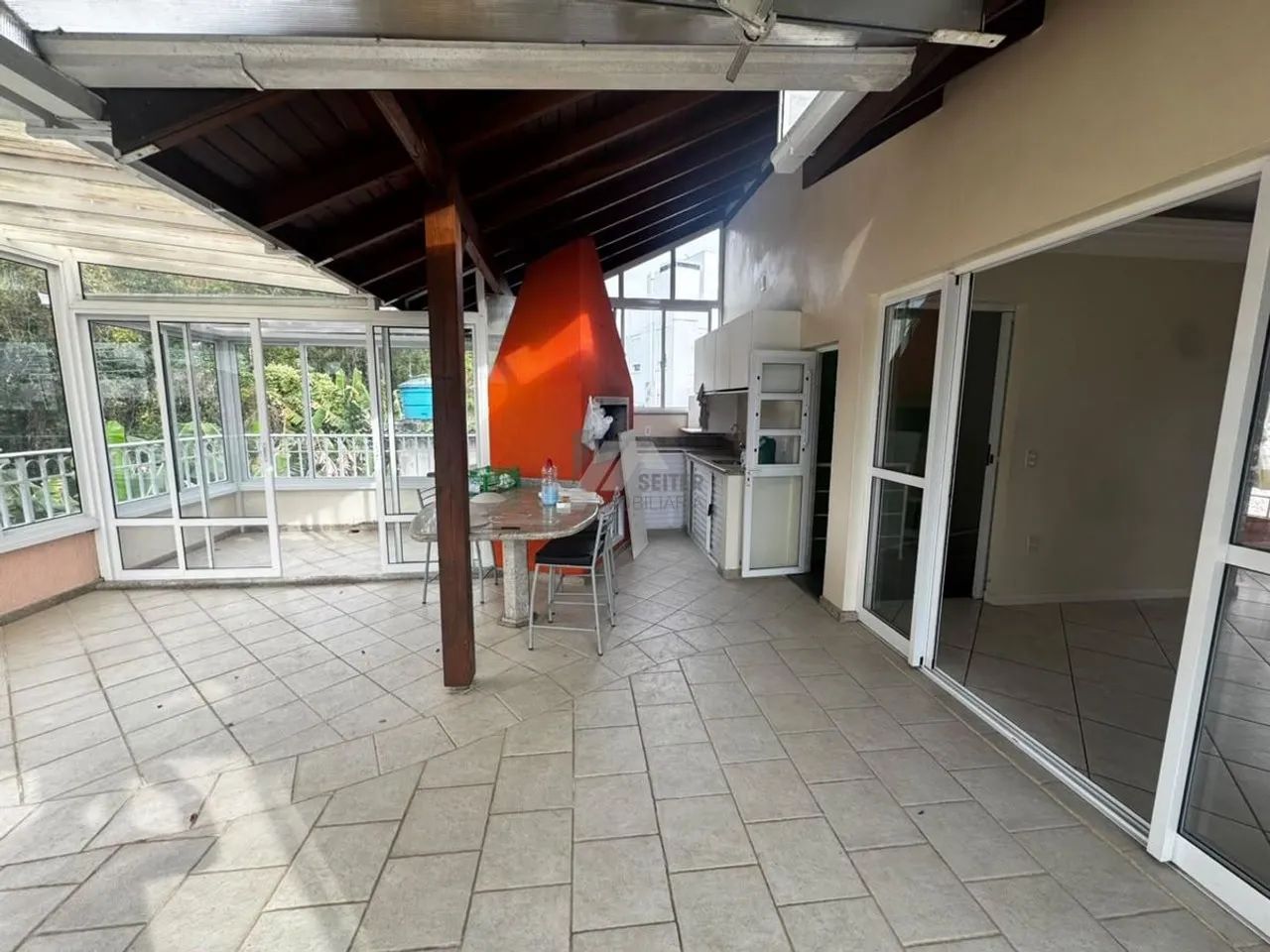 Casa na Agronômica com 2 suítes - Foto 2