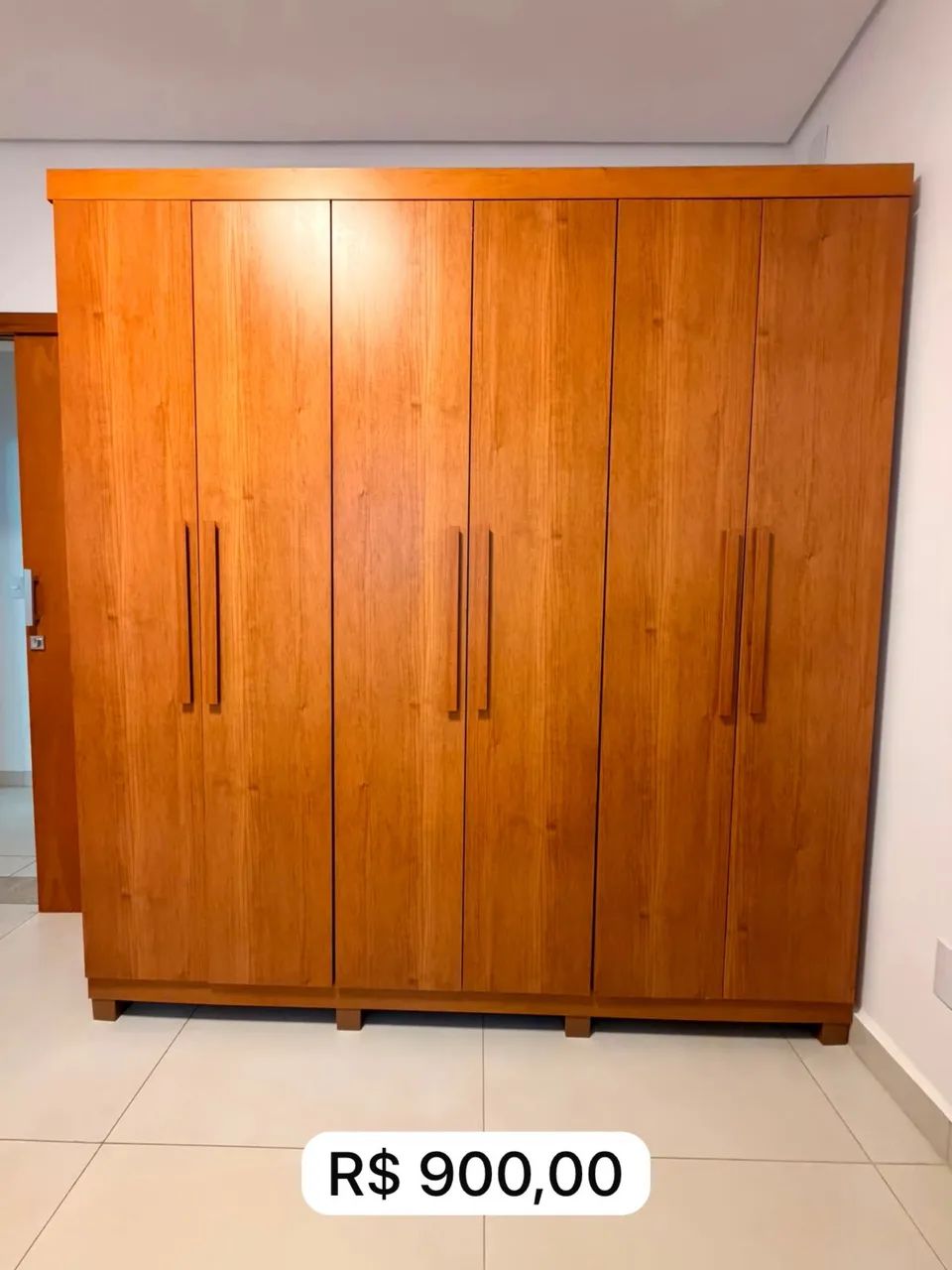 Guarda-roupa casal 
