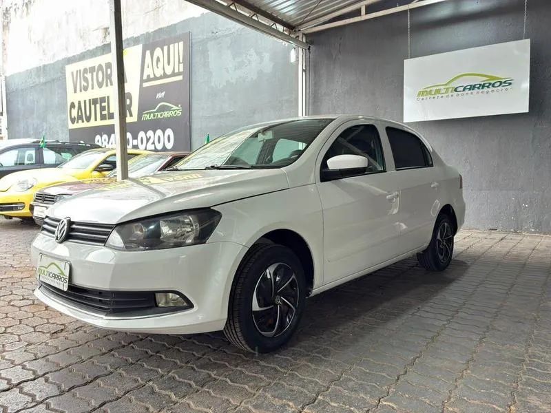 Volkswagen Voyage 1.6 MSI Flex 16V 4P AUT 2014 2014
