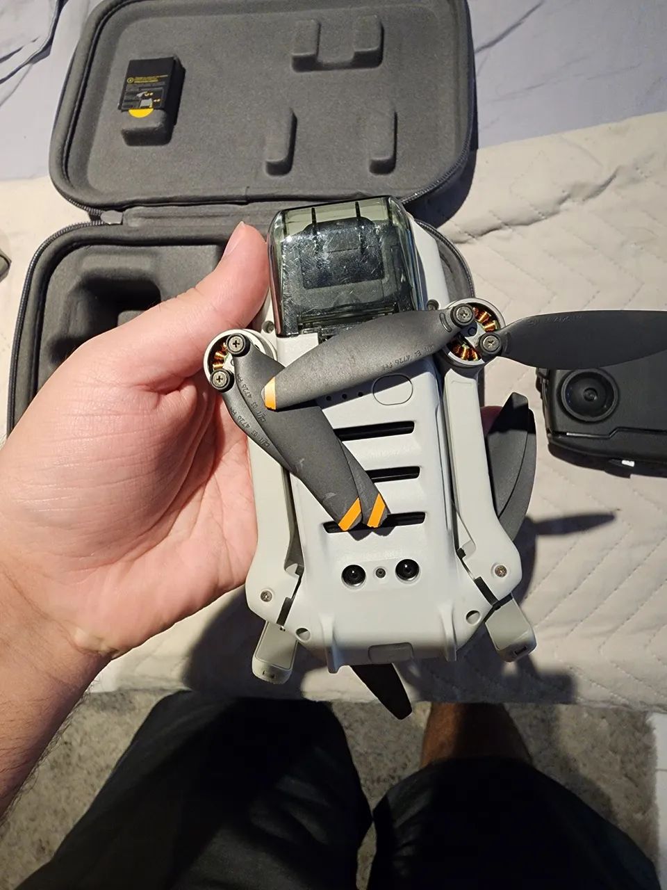 DJI Mini SE - Fly more combo (Utilizado poucas vezes) - Foto 3