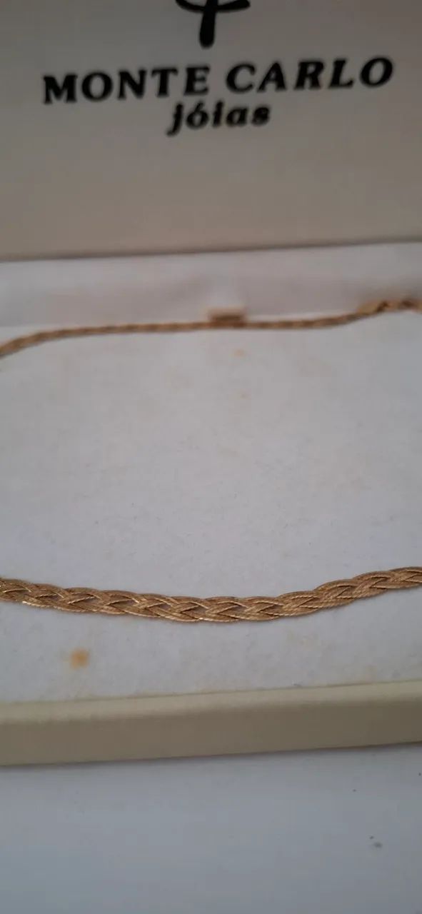 Gargantilha de Ouro Trançada 