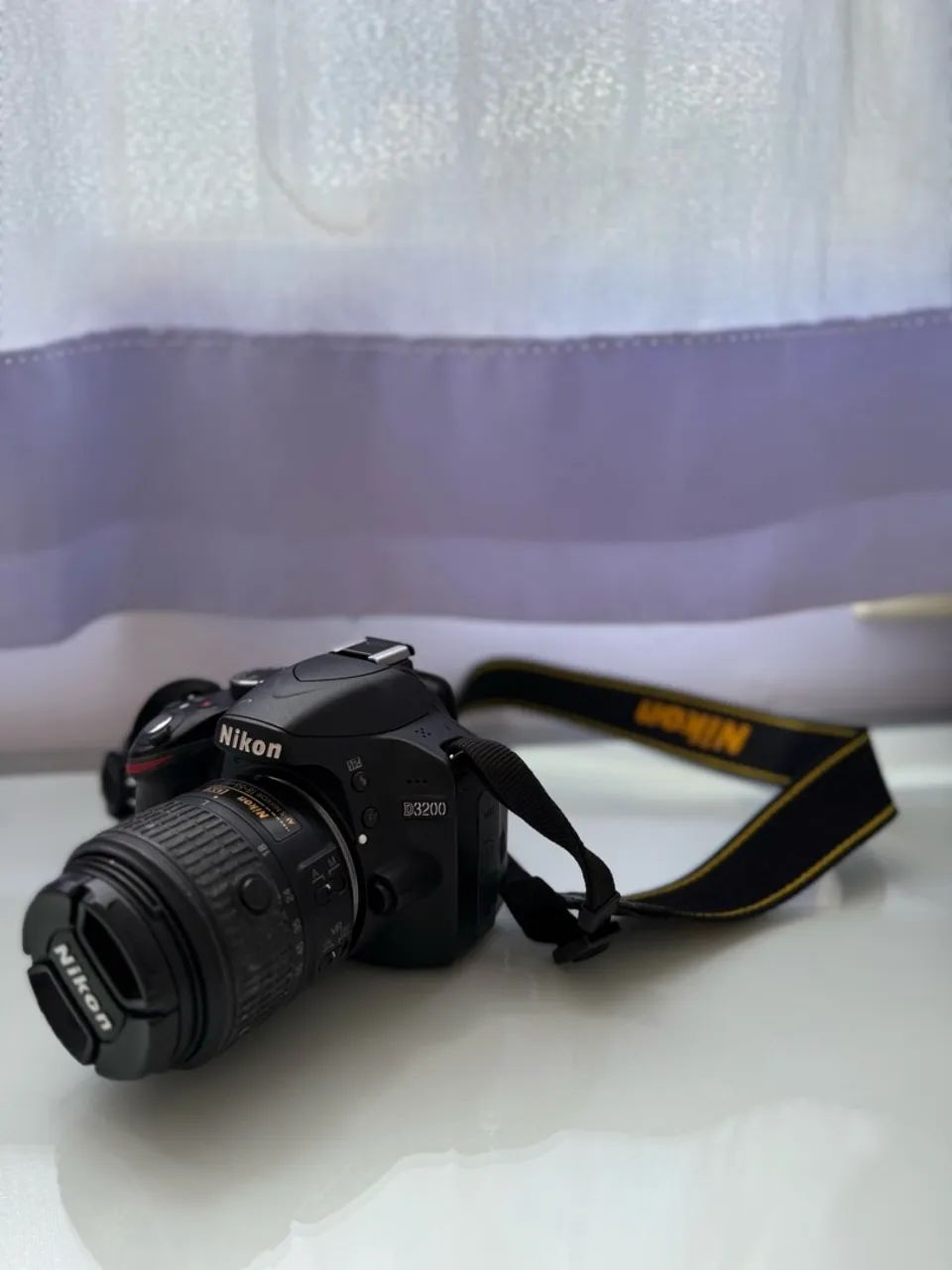 Câmera NIKON - D3200 18-55mm