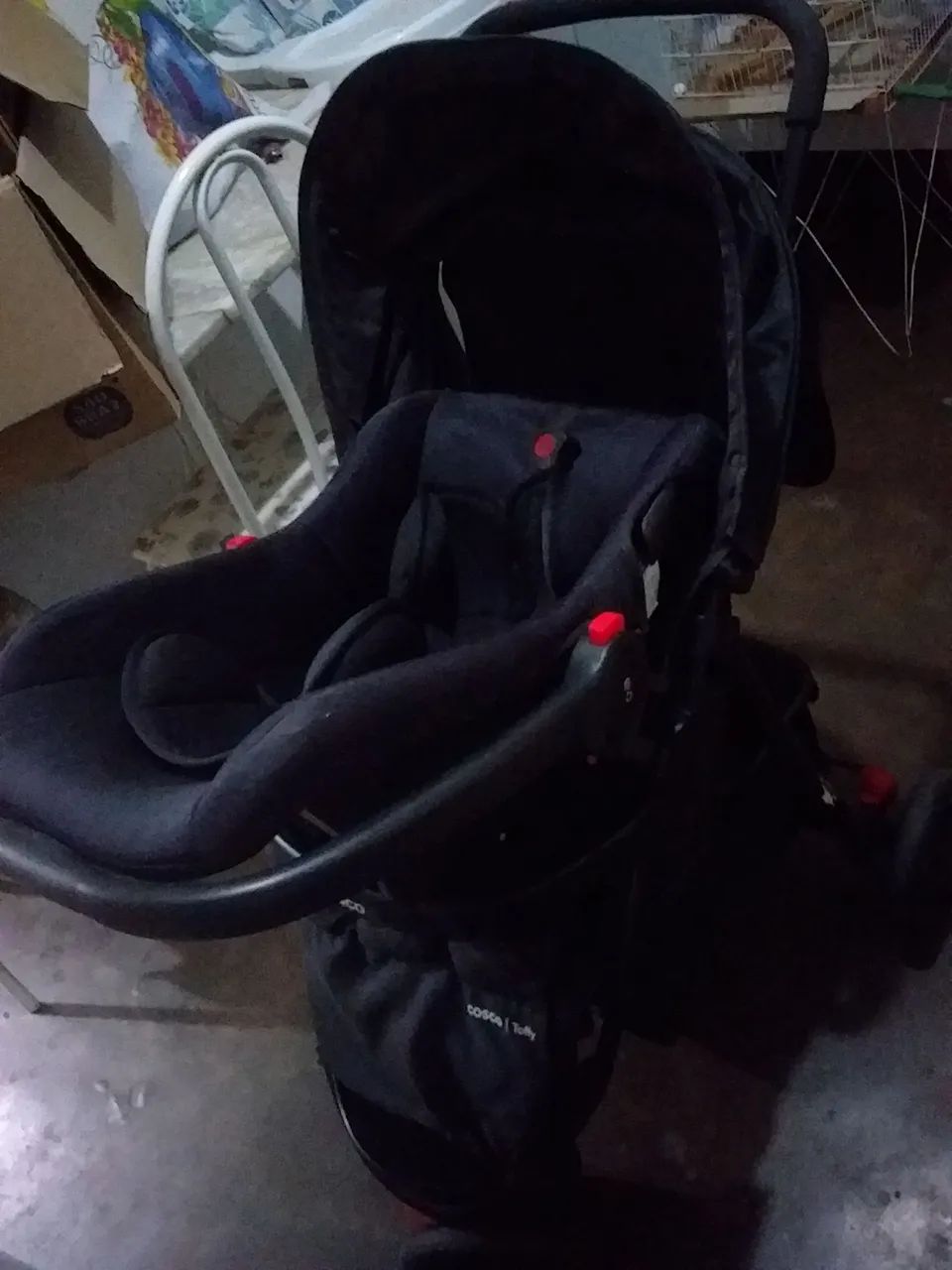 Carrinho e bebê conforto 