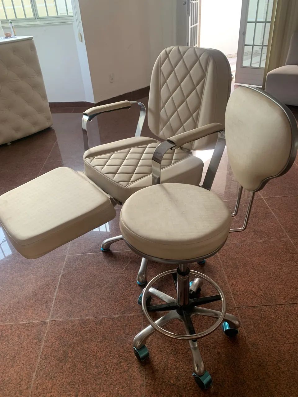 Cadeira de maquiagem ou estética  - Foto 3