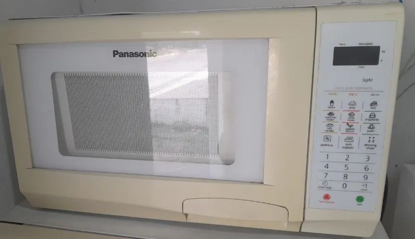 Microondas Parasonic 21L Seminovo