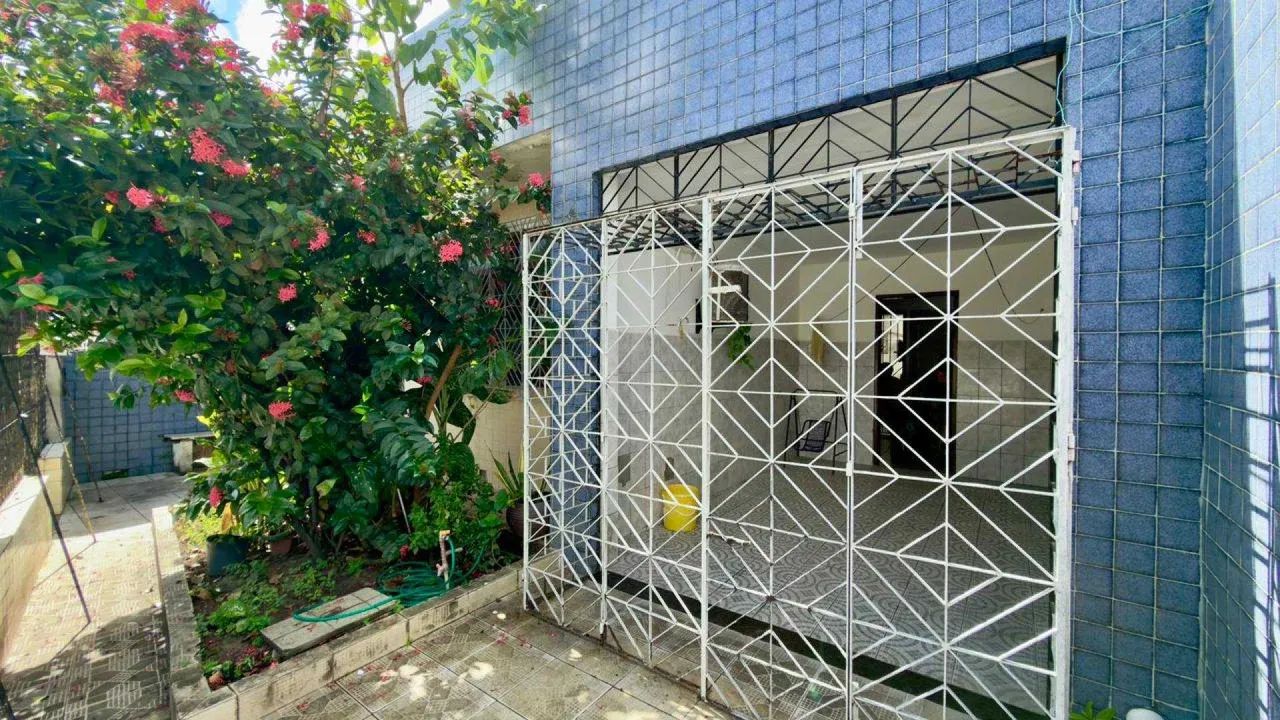 CASA EM RUA PÚBLICA NO COSTA E SILVA [2640] - Foto 2