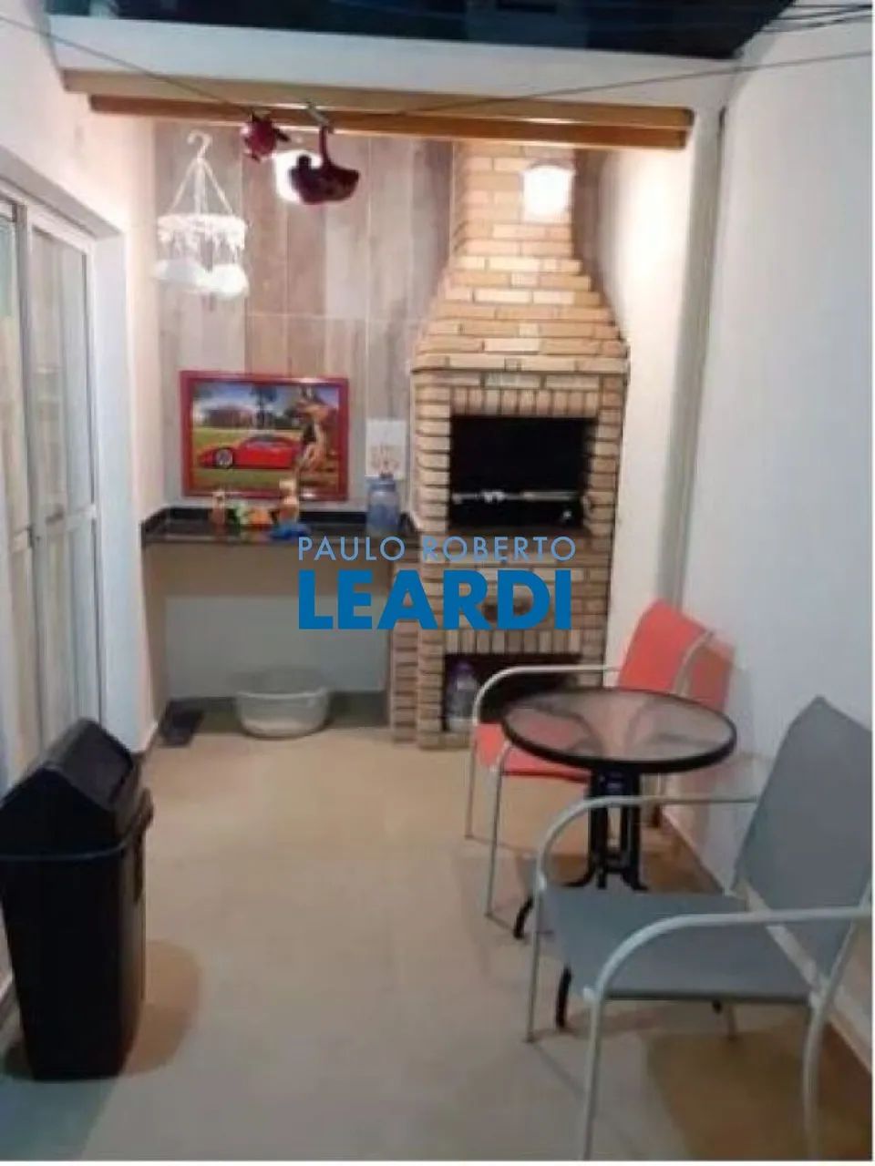 CASA ASSOBRADADA - CAMPO GRANDE - SP