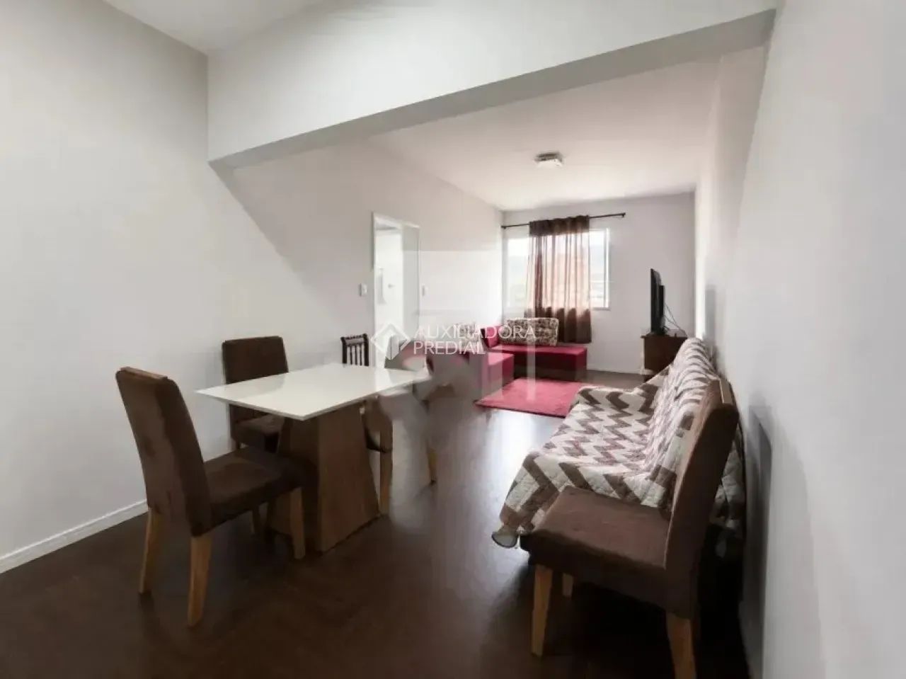 Apartamento 2 Quartos, 2 banheiros, 1 Vaga livre - Centro - Florianópolis - SC - Foto 4