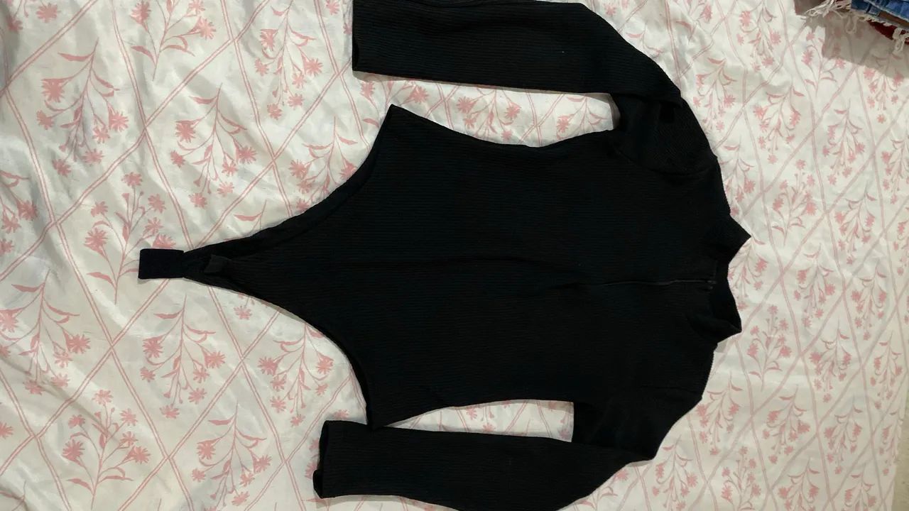 kit com 2 bodys (marrom e preto) feminino manga longa com zíper e fecho no fundo. - Foto 5