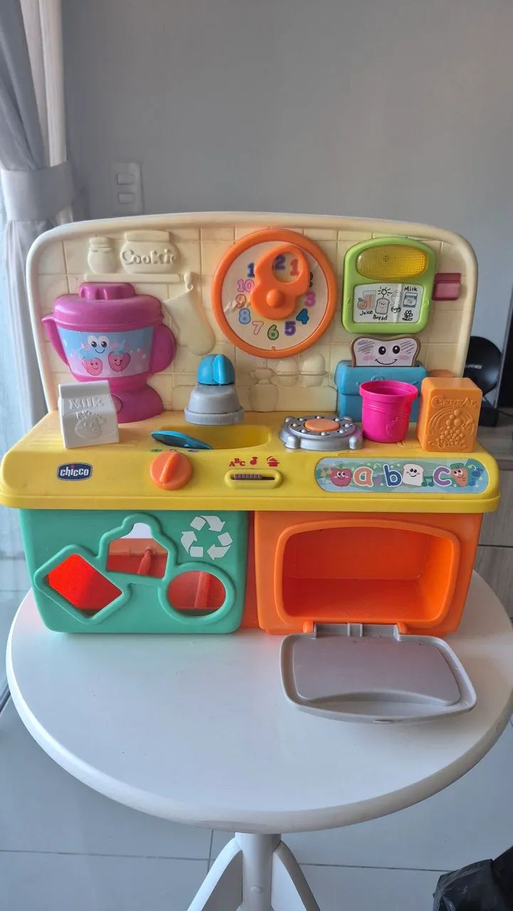 Cozinha de brinquedo