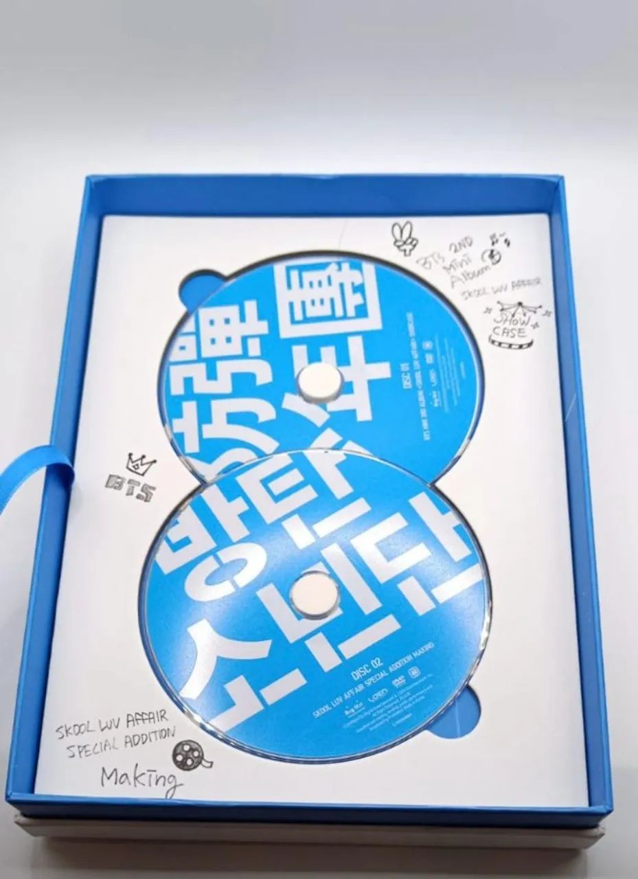CD Álbum BTS - Skool Luv Affair Special Addition (sem photocard