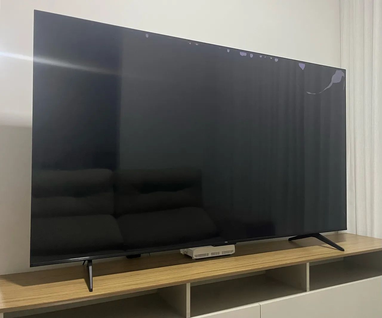 TV TCL 65 polegadas estragada