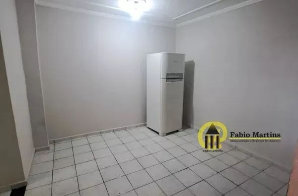 Casa térrea ampla terreno inteiro  - Foto 2