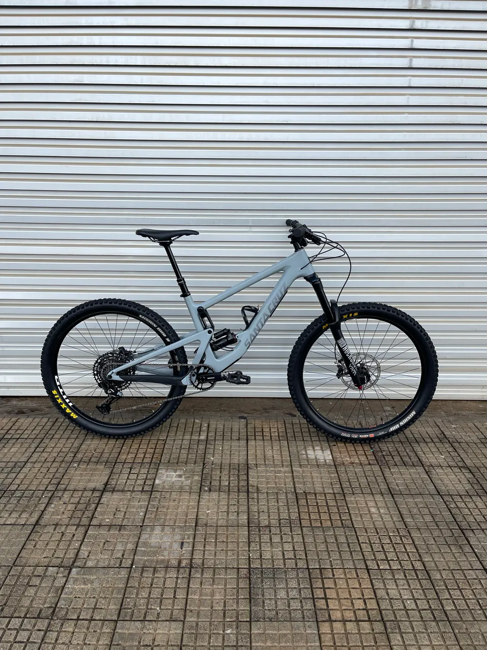 未整備　momentum iJUMP 27.5 i jump MTB Specialized stumpjump 27.5 M - Ciclismo - Mineirão, Belo Horizonte