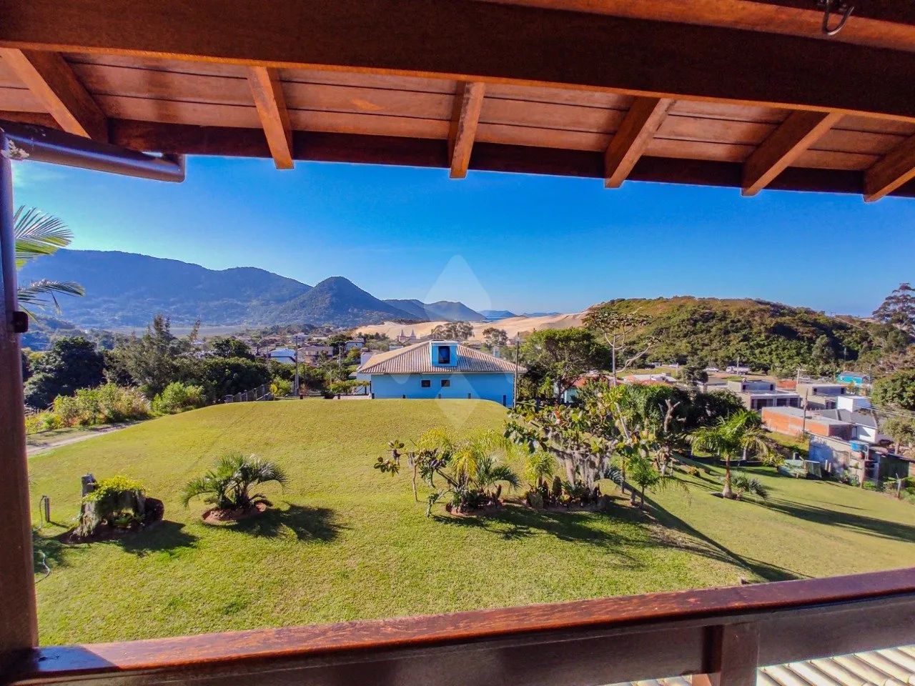 Casa com 2 dormitórios à venda, Macacú - Garopaba/SC