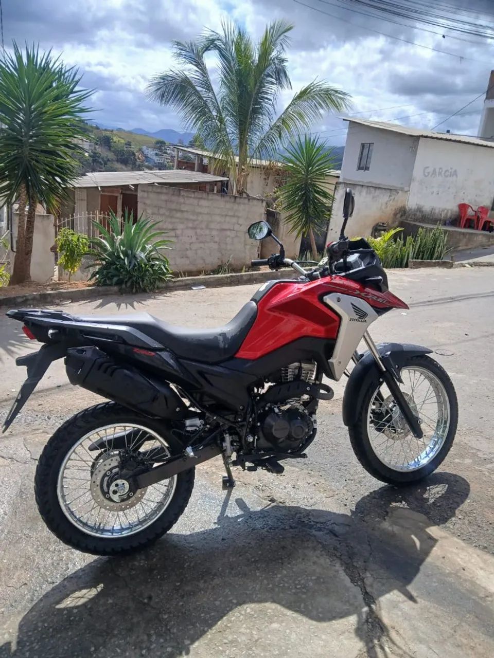 XRE 190, 2025 , aceito troca em carro 