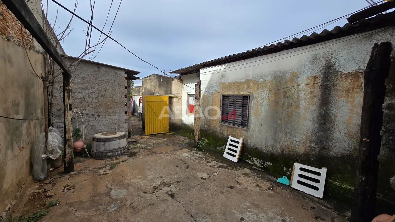 Casa Parque Lozandes com barracão - Foto 4