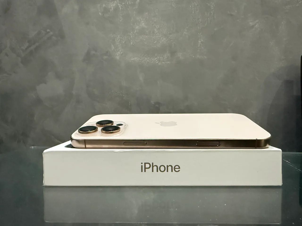 iPhone 16 pro Max  - Foto 4