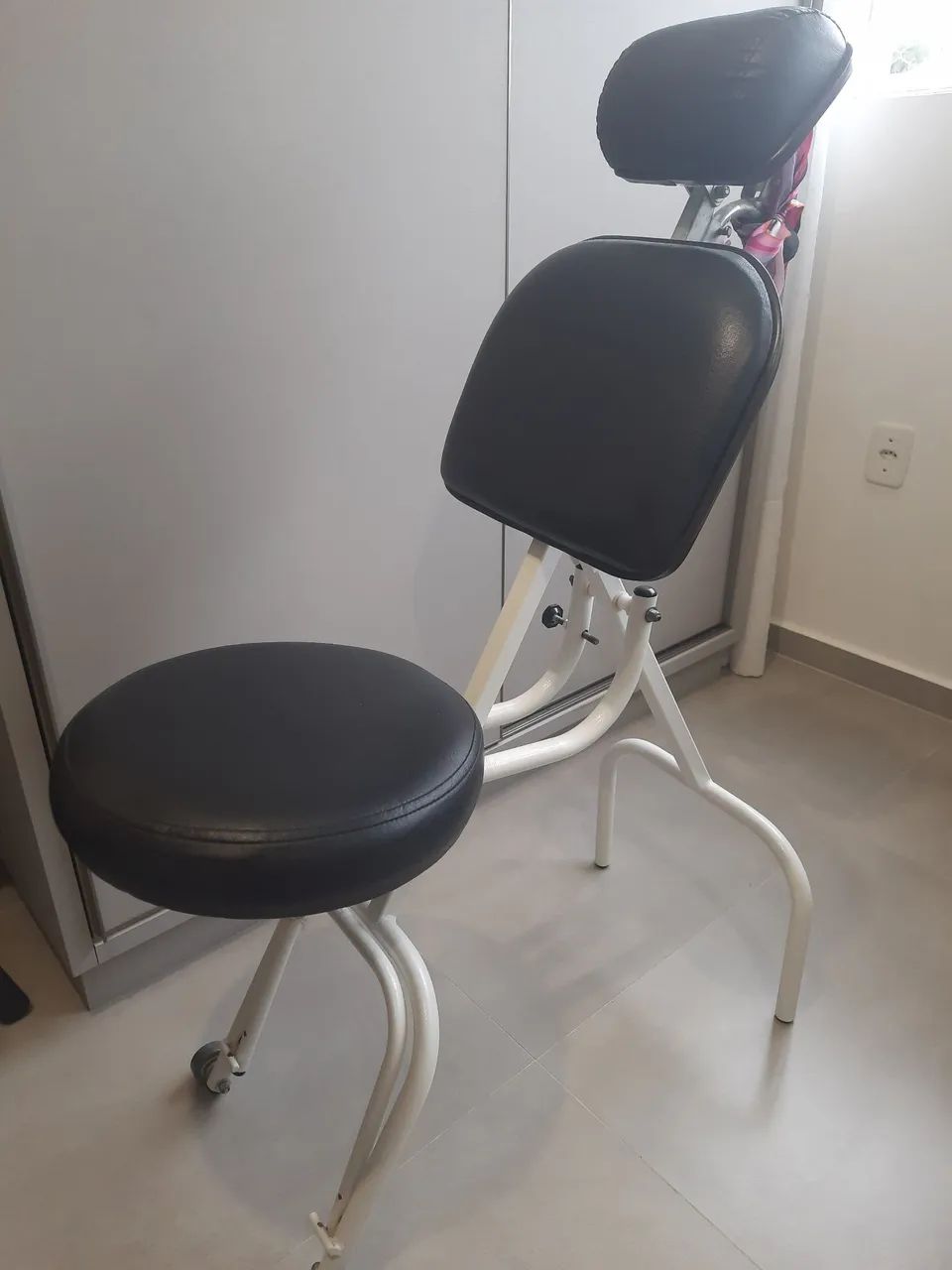 Cadeira para estética - Foto 2