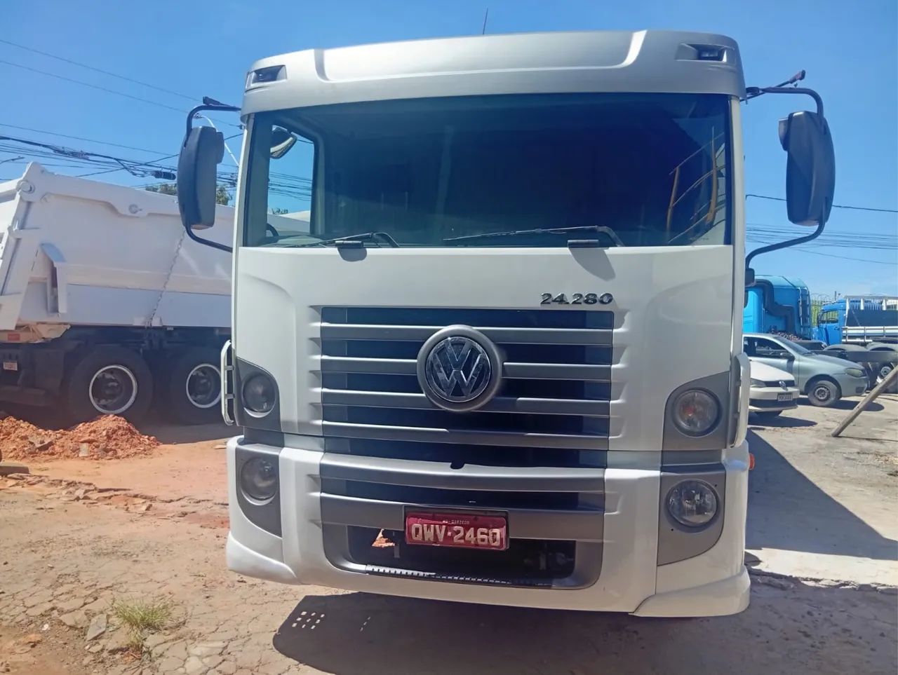 VW 24-280 8x2 2020 Báscula 