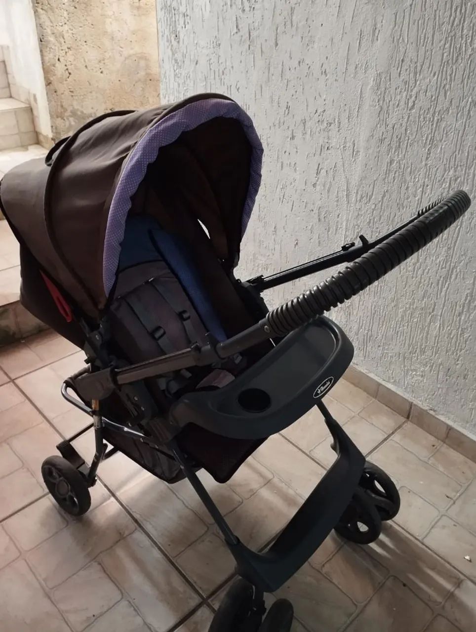 Carrinho de bebê reversível  - Foto 2