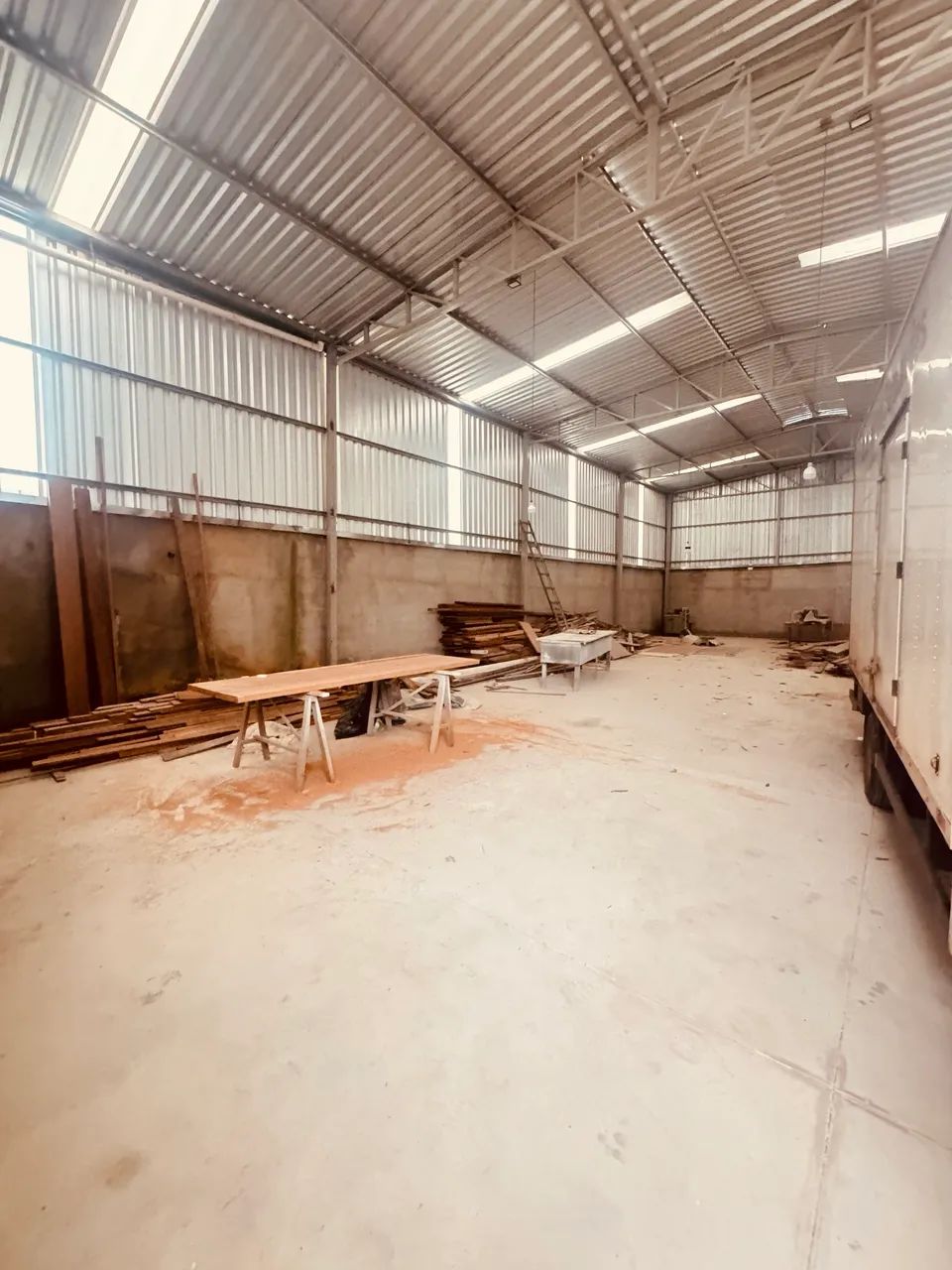 Alugo galpão com área de 290m2 com escritório - Foto 2