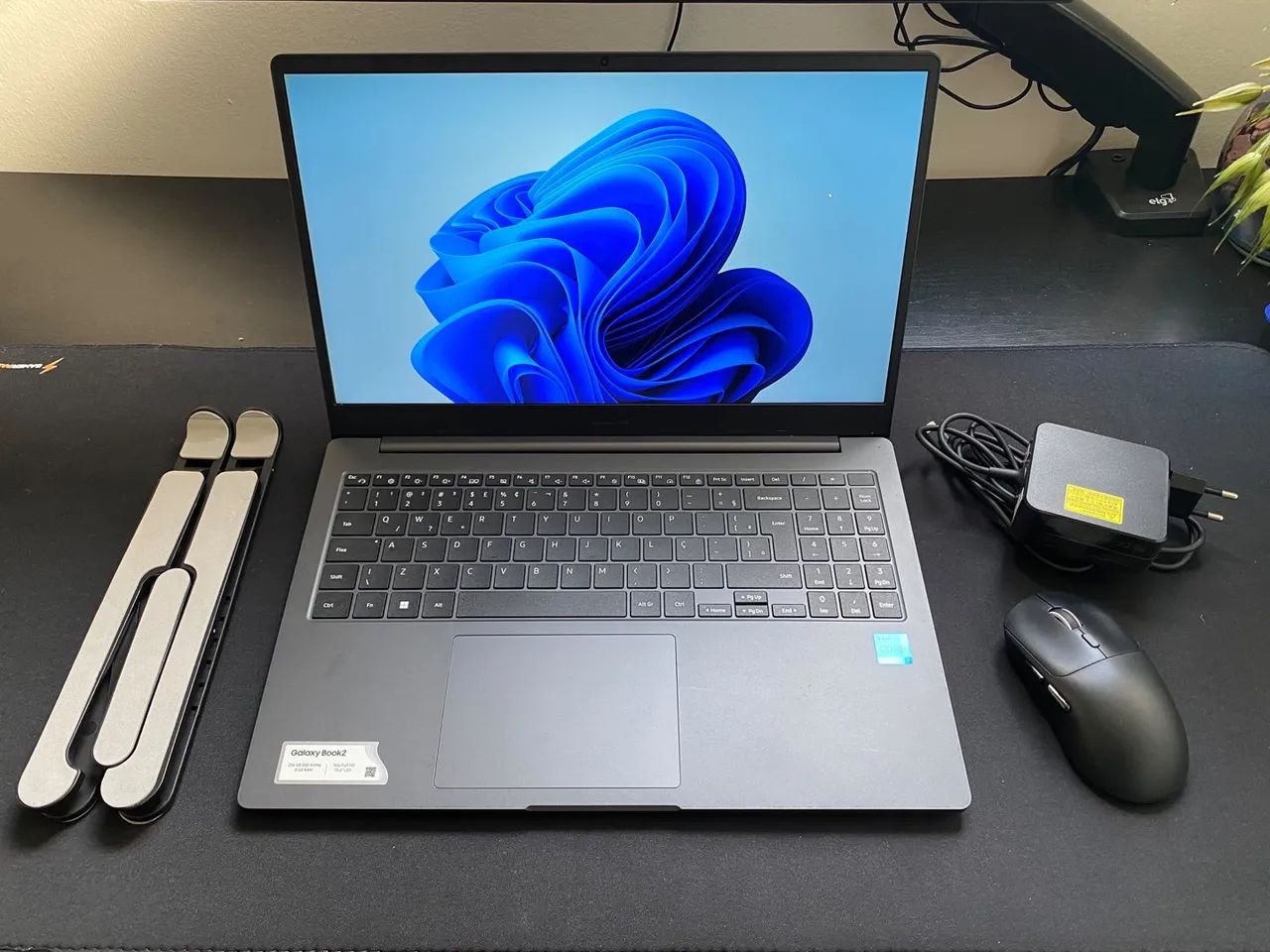 Samsung Galaxy Book2 i5 12ª Geração + Kit de Acessórios - Foto 2